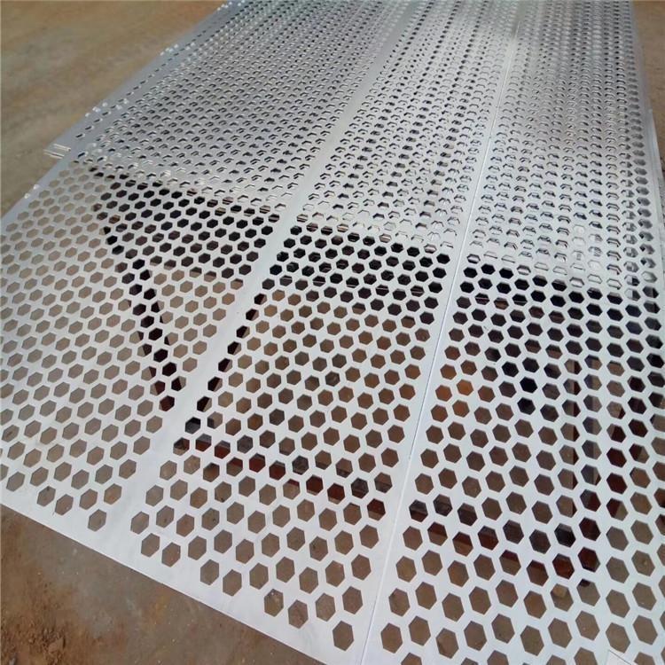 沖孔篩板設(shè)計(jì)加工揭秘:提升效率與耐用性的關(guān)鍵要素